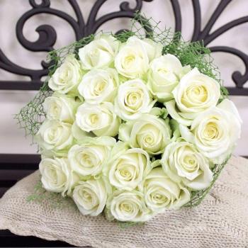 19 белых роз 50 см (код товара  145000ul)